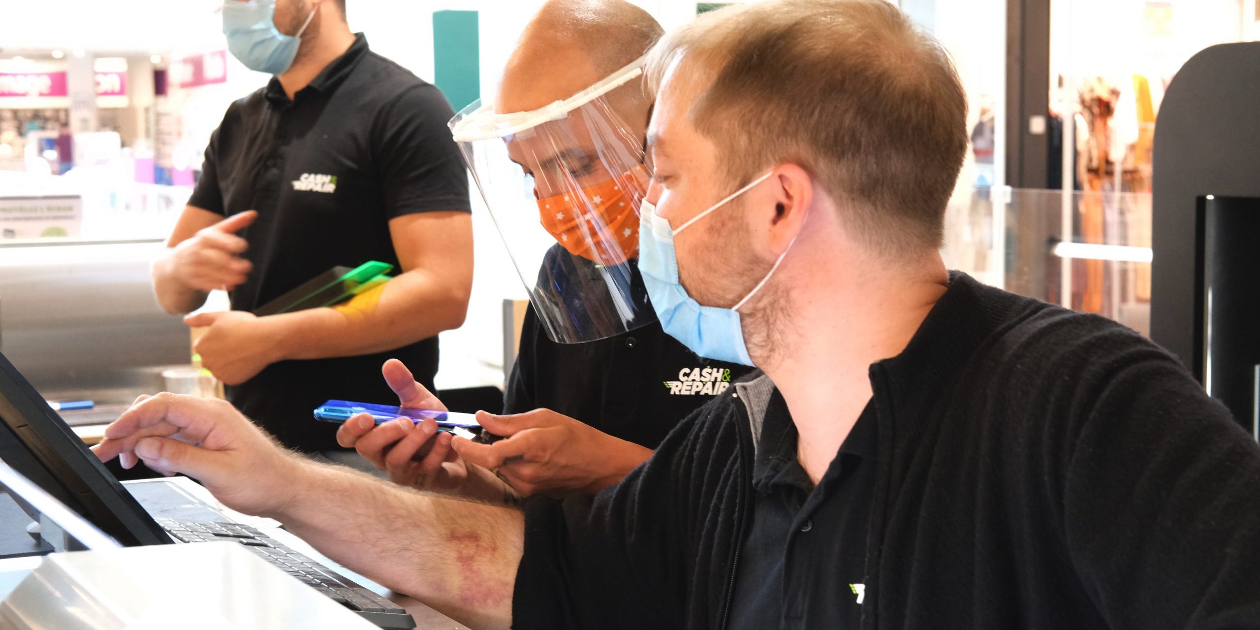 réparation portable la roche sur yon